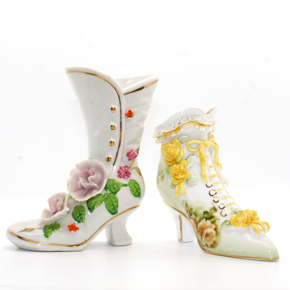 Vintage Victorian Porcelain 3D Flowers Boots Hand Painted Made Japan England - Picture 1 of 4